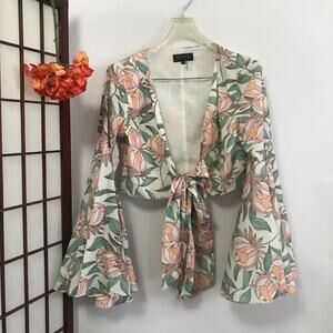 NWOT GARCIA FLORAL CROP TOP BELL‎ SLEEVE SZ…